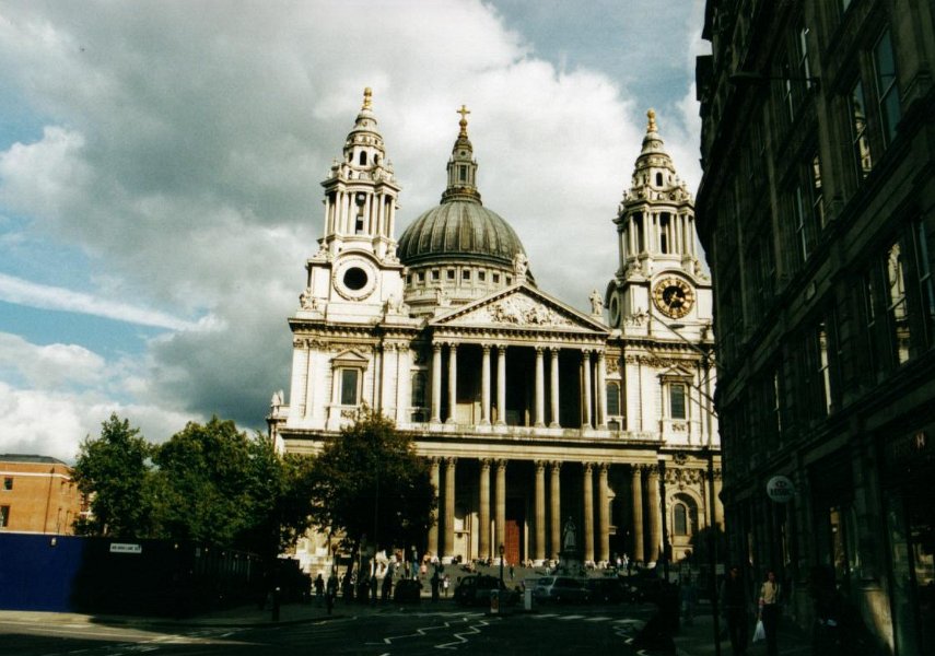 2001.09.15 02.02 london st pauls front